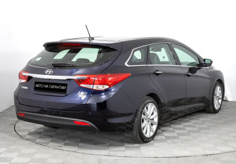 Подержанный автомобиль Hyundai i40 Wagon 2012 года (5 фото)