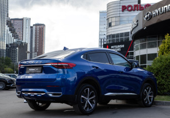 Подержанный автомобиль Haval F7x 2021 года (4 фото)