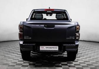 Новый Isuzu D-Max 2025 (6 фото)