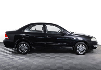 Подержанный автомобиль Nissan Almera Classic 2007 года (4 фото)