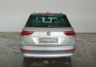 Подержанный автомобиль Volkswagen Tiguan 2020 года (6 фото)