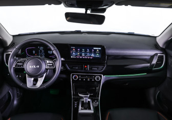 Подержанный автомобиль Kia Seltos 2024 года (17 фото)