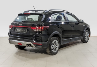 Подержанный автомобиль Kia Rio Hatchback 2021 года (5 фото)