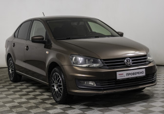 Подержанный автомобиль Volkswagen Polo Sedan 2015 года (3 фото)