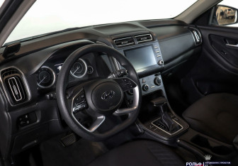 Подержанный автомобиль Hyundai Creta 2021 года (7 фото)