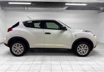 Подержанный автомобиль Nissan Juke 2013 года (4 фото)