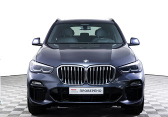 Подержанный автомобиль BMW X5 2019 года (2 фото)