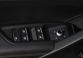 Подержанный автомобиль Audi Q5 2022 года (21 фото)