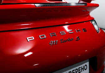 Подержанный автомобиль Porsche 911 Coupe 2014 года (18 фото)