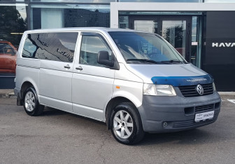 Подержанный автомобиль Volkswagen Transporter Minivan 2007 года (3 фото)