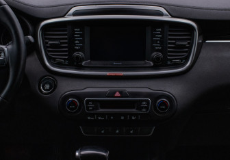 Подержанный автомобиль Kia Sorento 2019 года (17 фото)