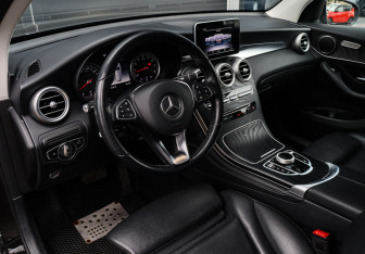 Подержанный автомобиль Mercedes-Benz GLC Coupe 2018 года (13 фото)
