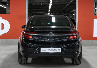 Подержанный автомобиль Opel Insignia Sedan 2014 года (6 фото)