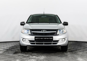 Подержанный автомобиль LADA (ВАЗ) Granta Sedan 2013 года (2 фото)