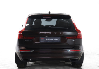 Подержанный автомобиль Volvo XC60 2018 года (6 фото)