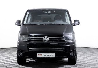 Подержанный автомобиль Volkswagen Caravelle 2013 года (2 фото)