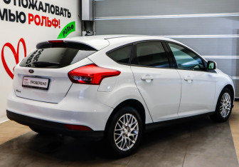 Подержанный автомобиль Ford Focus Hatchback 2017 года (4 фото)