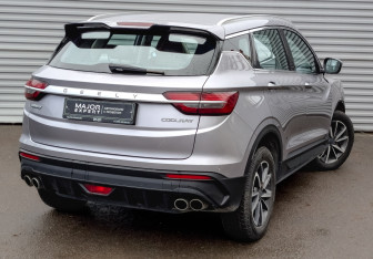 Подержанный автомобиль Geely Coolray 2022 года (5 фото)