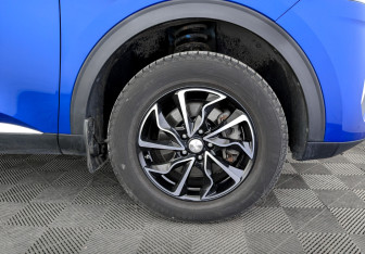 Подержанный автомобиль Haval F7 2019 года (18 фото)
