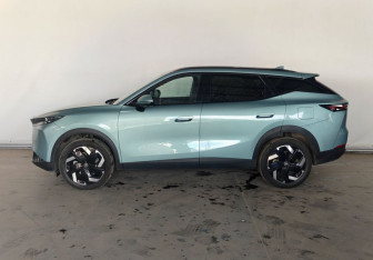 Подержанный автомобиль Omoda C7 2025 года (4 фото)