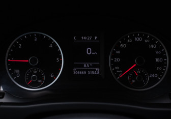 Подержанный автомобиль Volkswagen Tiguan 2011 года (12 фото)
