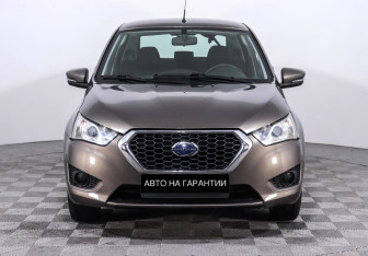 Подержанный автомобиль Datsun mi-DO 2015 года (2 фото)