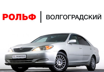 Подержанный автомобиль Toyota Camry Sedan 2002 года (22 фото)