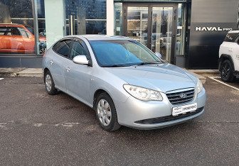 Подержанный автомобиль Hyundai Elantra Sedan 2008 года (3 фото)