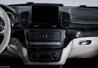 Подержанный автомобиль Mercedes-Benz GLE AMG 2015 года (13 фото)