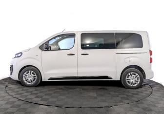 Подержанный автомобиль Citroen SpaceTourer 2021 года (8 фото)