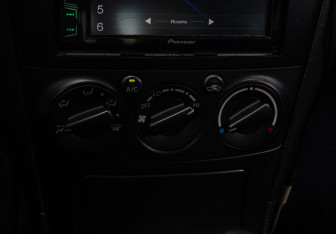 Подержанный автомобиль Toyota Avensis Sedan 2007 года (16 фото)