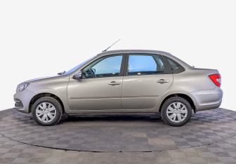 Подержанный автомобиль LADA (ВАЗ) Granta Sedan 2022 года (8 фото)
