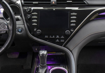 Подержанный автомобиль Toyota Camry Sedan 2020 года (15 фото)