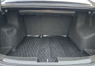 Подержанный автомобиль Chevrolet Aveo Sedan 2012 года (16 фото)