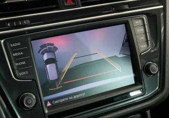 Подержанный автомобиль Volkswagen Tiguan 2017 года (17 фото)