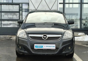 Подержанный автомобиль Opel Zafira Compactvan 2012 года (2 фото)