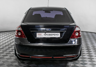 Подержанный автомобиль Ford Mondeo Sedan 2006 года (6 фото)