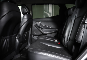 Подержанный автомобиль Hyundai Santa Fe 2014 года (12 фото)