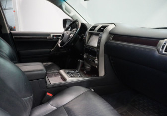 Подержанный автомобиль Lexus GX 2014 года (11 фото)