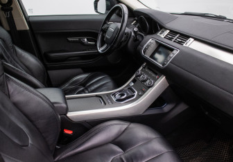 Подержанный автомобиль Land Rover Range Rover Evoque 2015 года (9 фото)