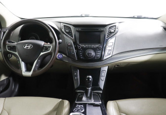 Подержанный автомобиль Hyundai i40 Wagon 2012 года (6 фото)