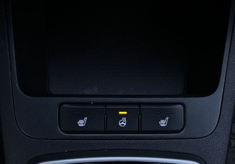 Подержанный автомобиль Kia Rio Sedan 2020 года (18 фото)