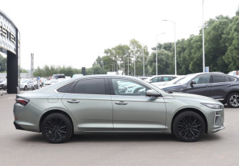 Подержанный автомобиль Geely Preface 2024 года (4 фото)
