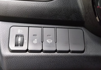 Подержанный автомобиль Kia Rio Sedan 2015 года (16 фото)