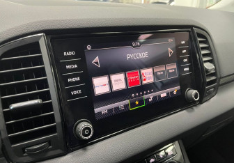 Подержанный автомобиль Skoda Karoq 2021 года (15 фото)