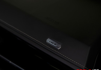 Подержанный автомобиль Changan UNI-K 2023 года (13 фото)