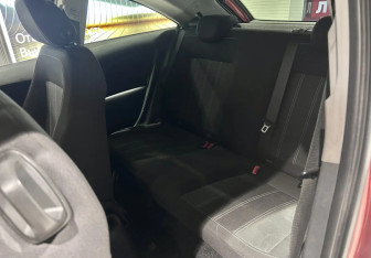 Подержанный автомобиль Opel Corsa 2012 года (14 фото)