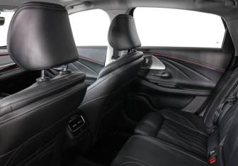 Подержанный автомобиль Chery Arrizo 8 2023 года (12 фото)