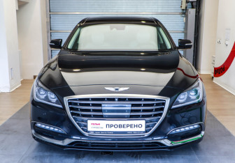 Подержанный автомобиль Genesis G80 2019 года (2 фото)