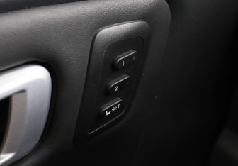 Подержанный автомобиль Honda Pilot 2012 года (13 фото)